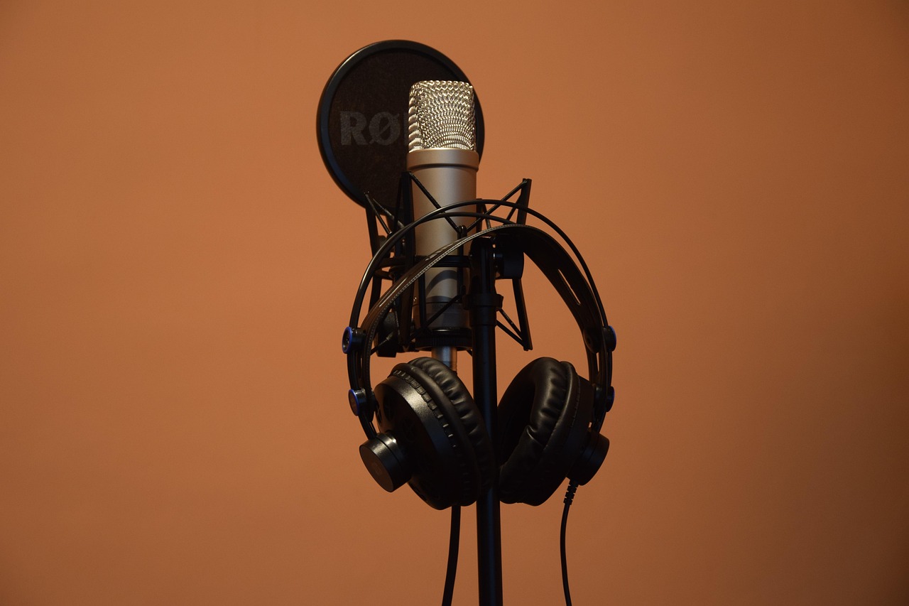 Building voice AI with sub-2-second latency taught me where every millisecond hides
